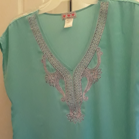 Green small size blouse - Picture 2 of 5
